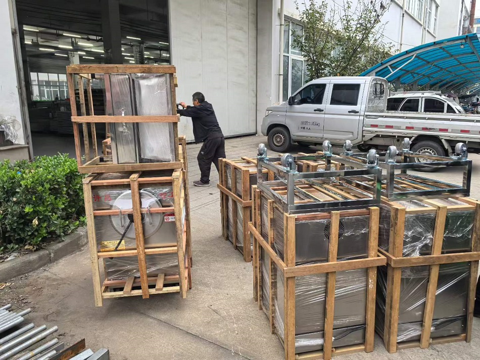 许昌智工各种型号多功能电磁炒货机继续发货全国各地